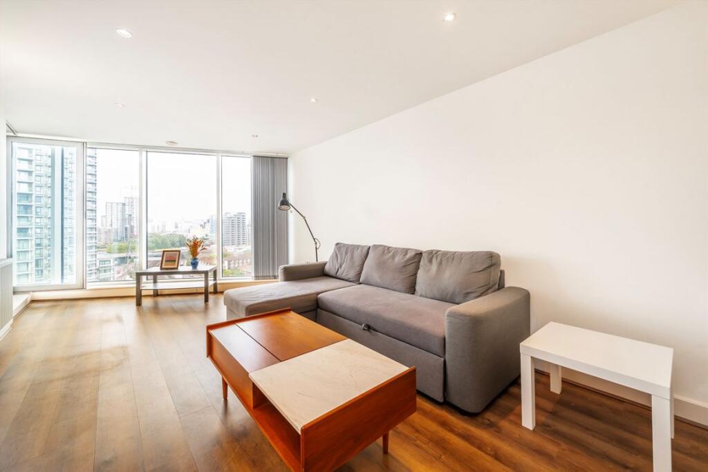 Apartment in London - View 3