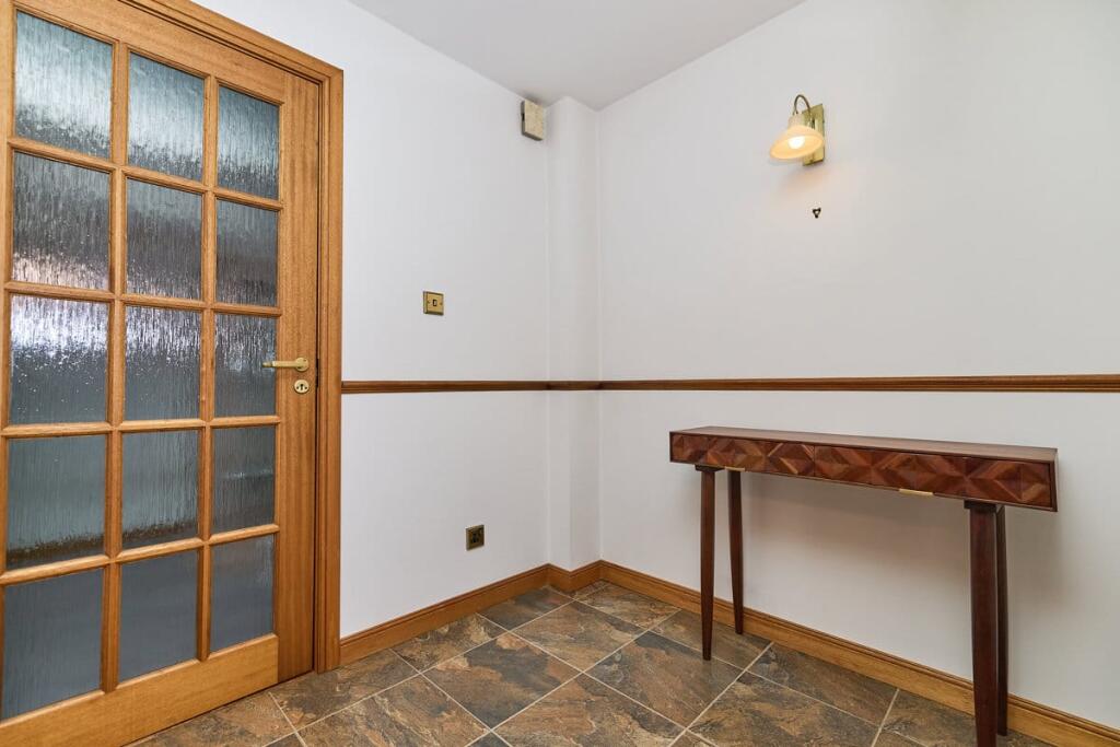 Apartment in Aberdeen - More