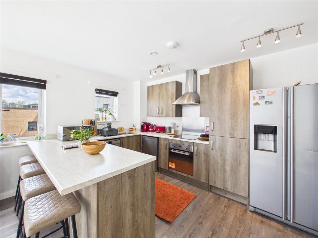 Thornbury Way, Walthamstow, E17 - View 3