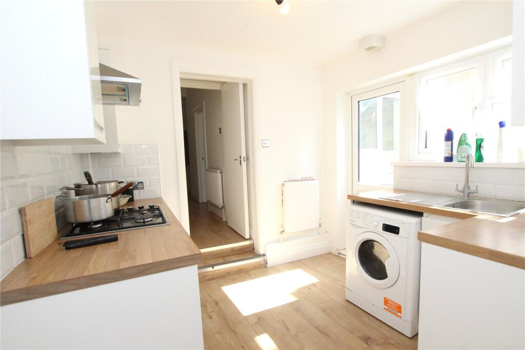 Apartment in London - View 5