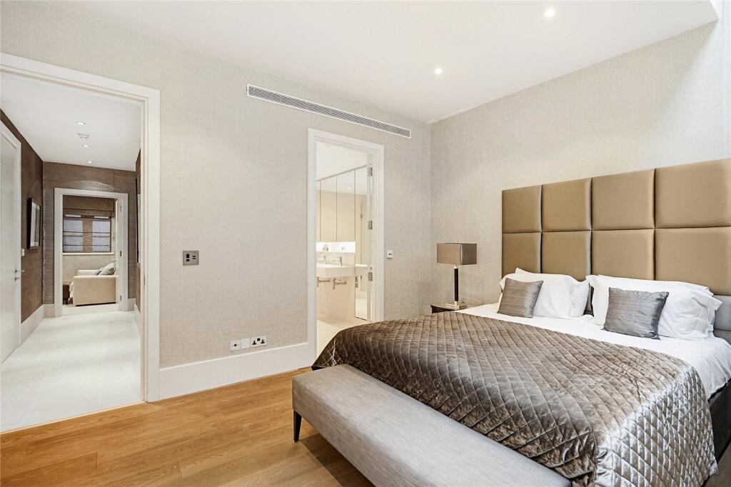 House in London - View 4