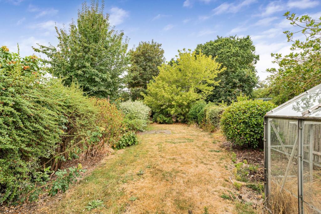 Headley Road, Liphook, Hampshire photo 4