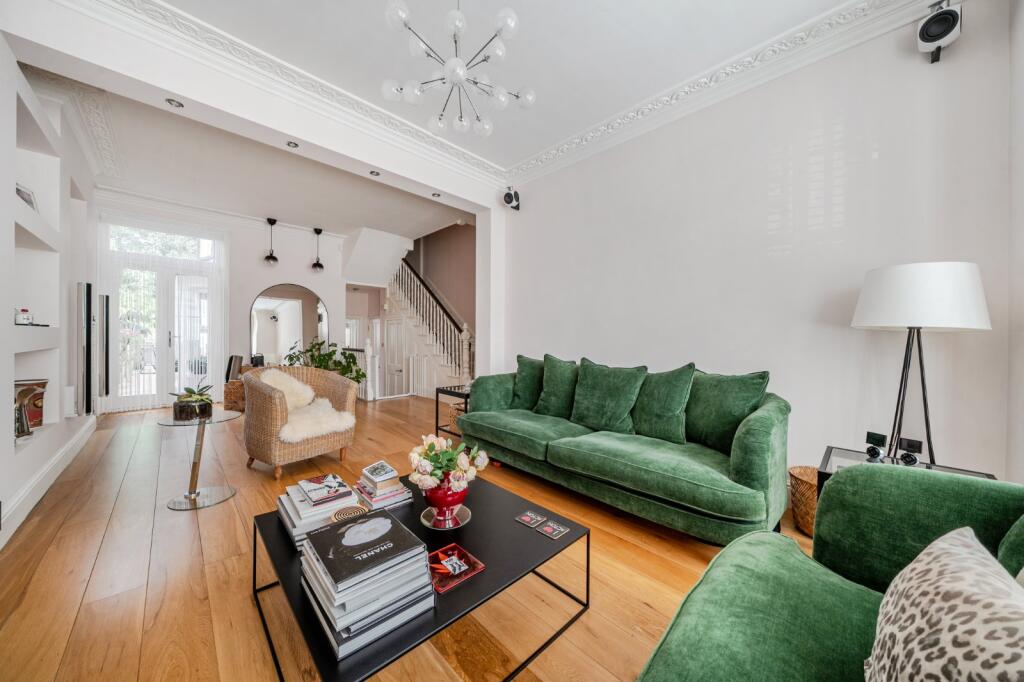 House in London - View 4