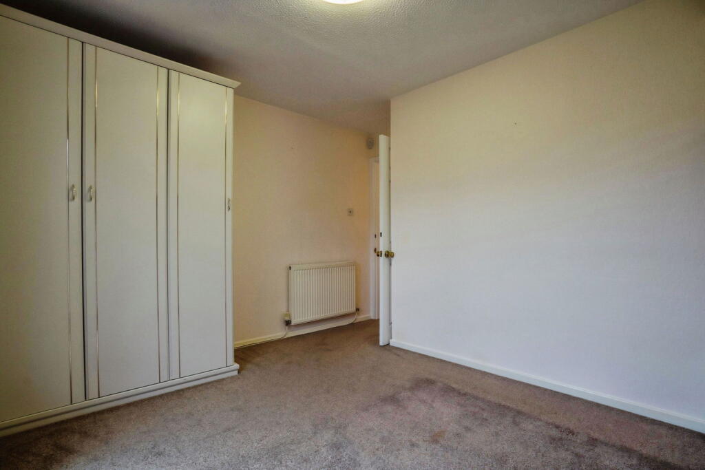 Oxborough Close, Farnworth, Widnes photo 4