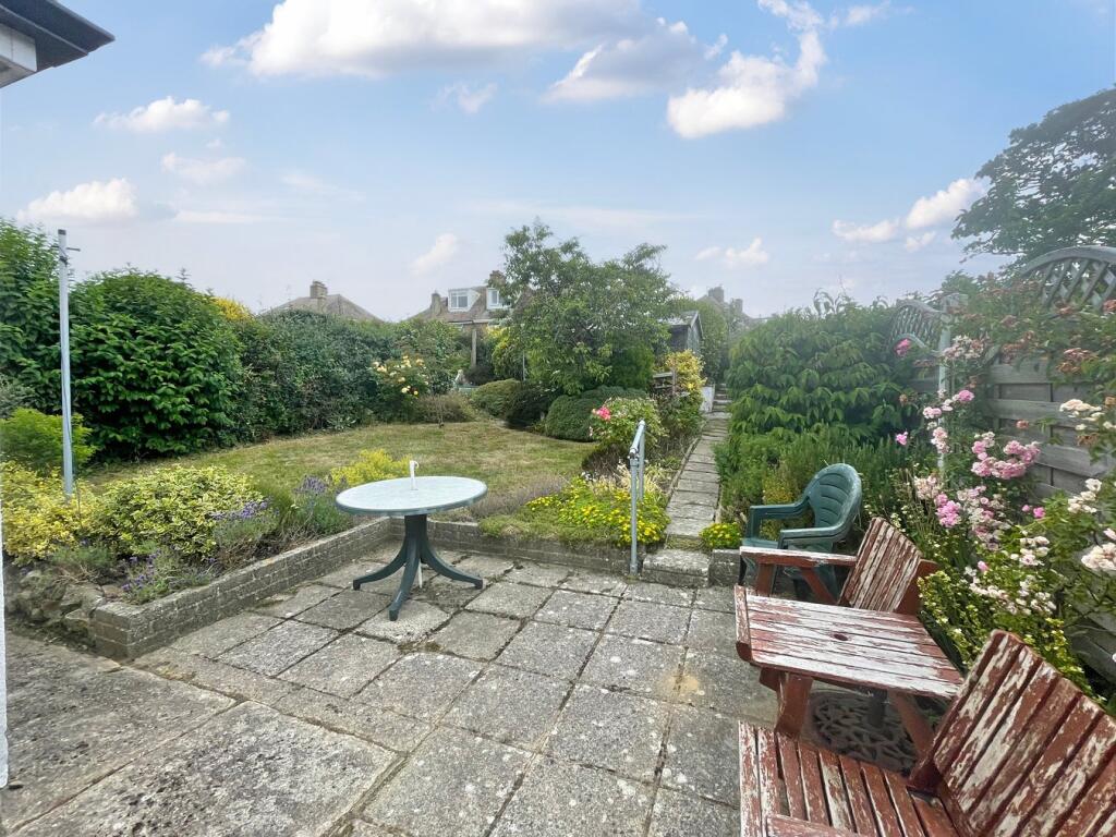 Townsend Avenue, Seaton, Devon, EX12 photo 2