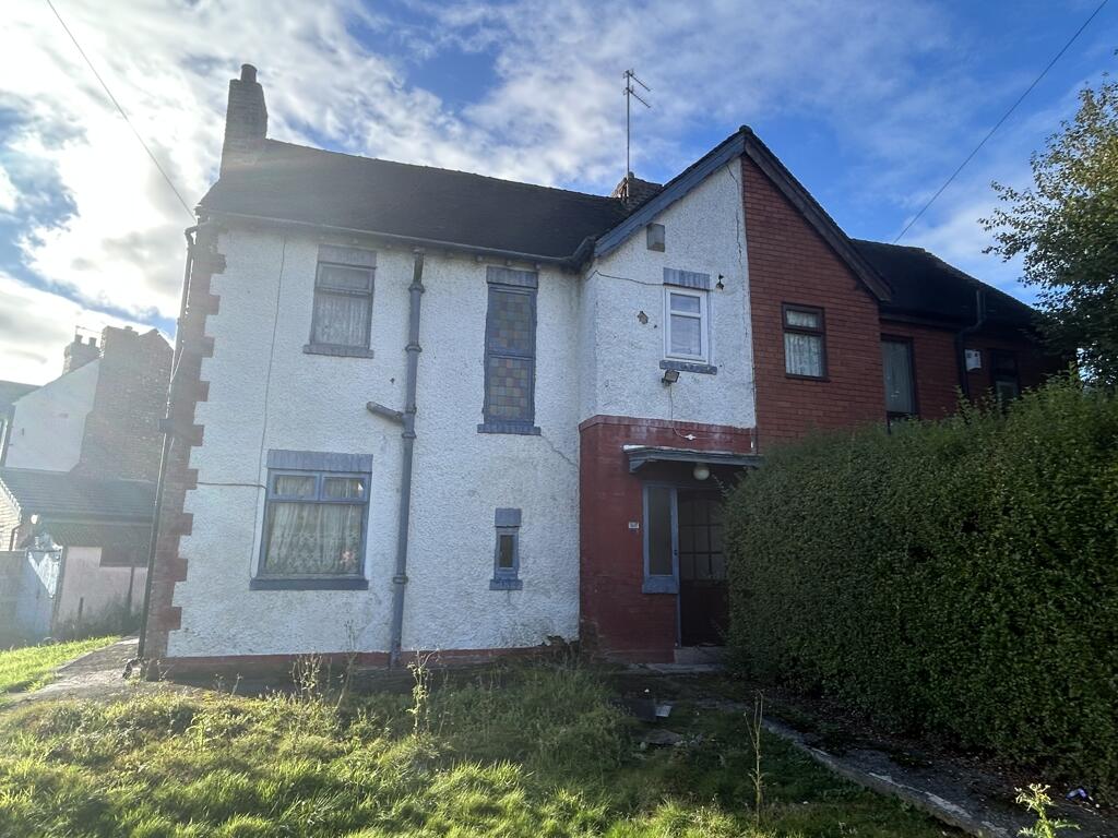 Main image of property: 43 Kendall Road, Manchester, Greater Manchester, M8 4ND