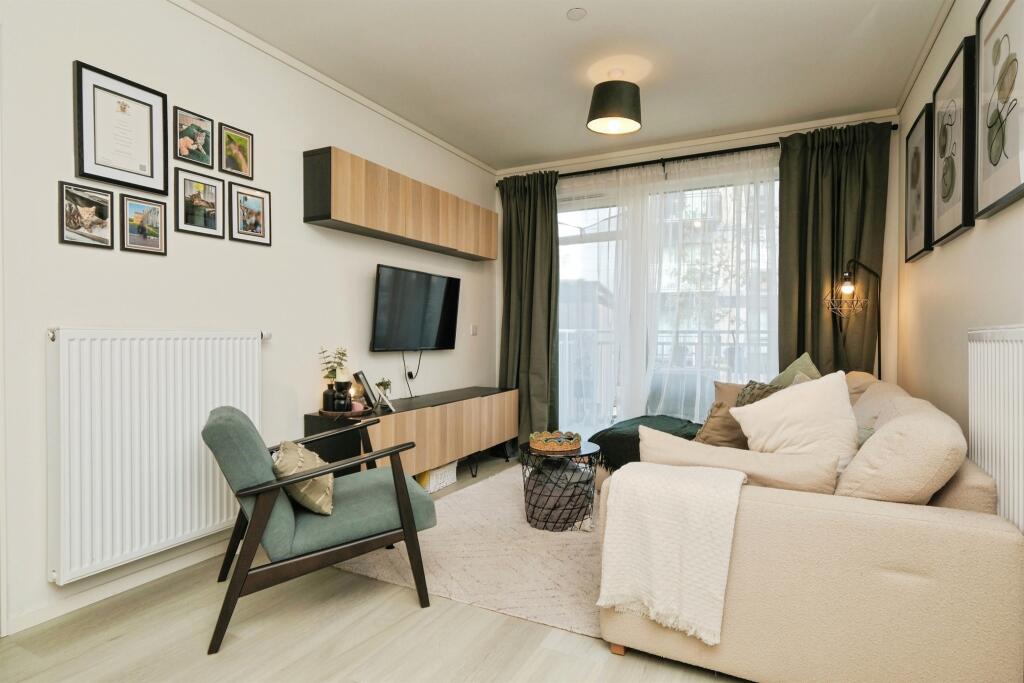 Ladybower Road, Worthing photo 4