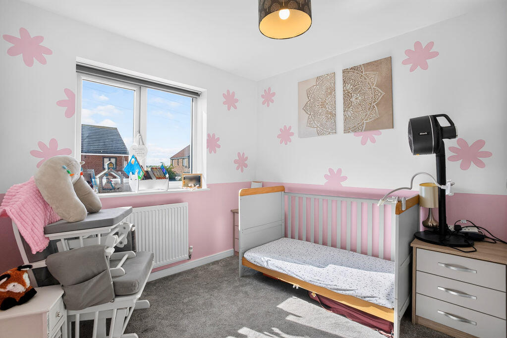 House in North Tyneside, Holystone Park, Holystone - More