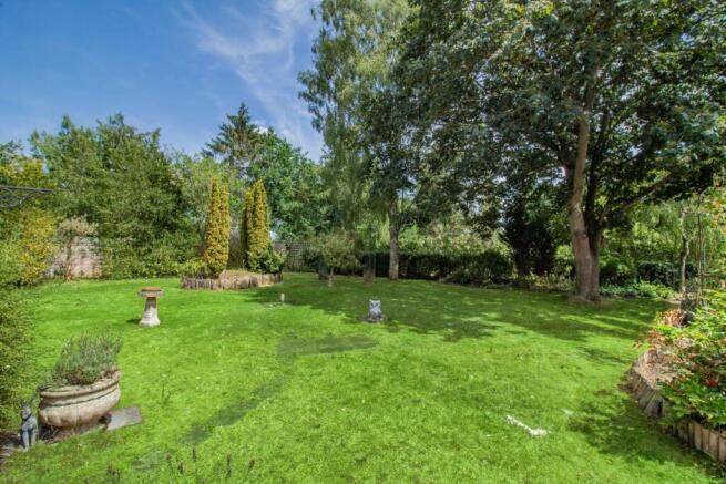 Laneside, Lackford [Garden] 02.jpg