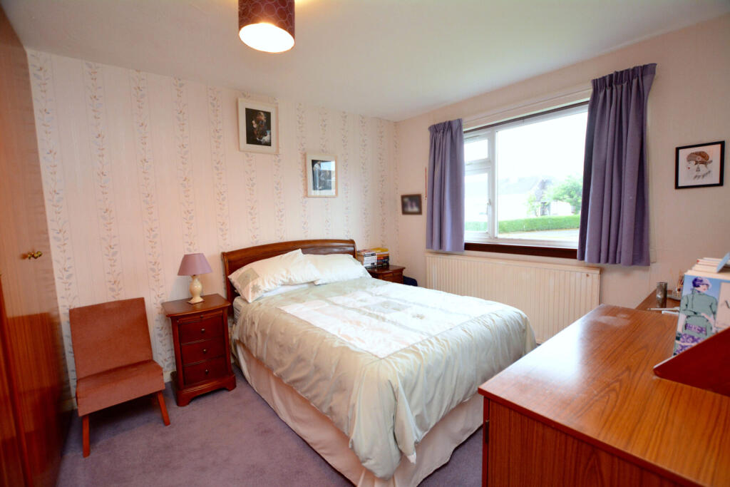 House in Kilwinning, North Ayrshire - More
