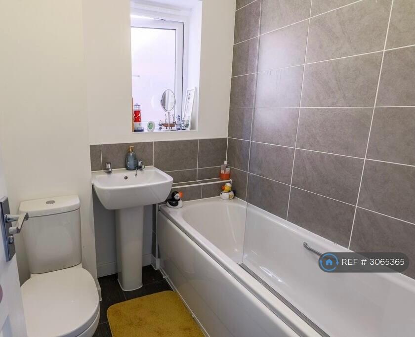 House in Nottingham - View 5