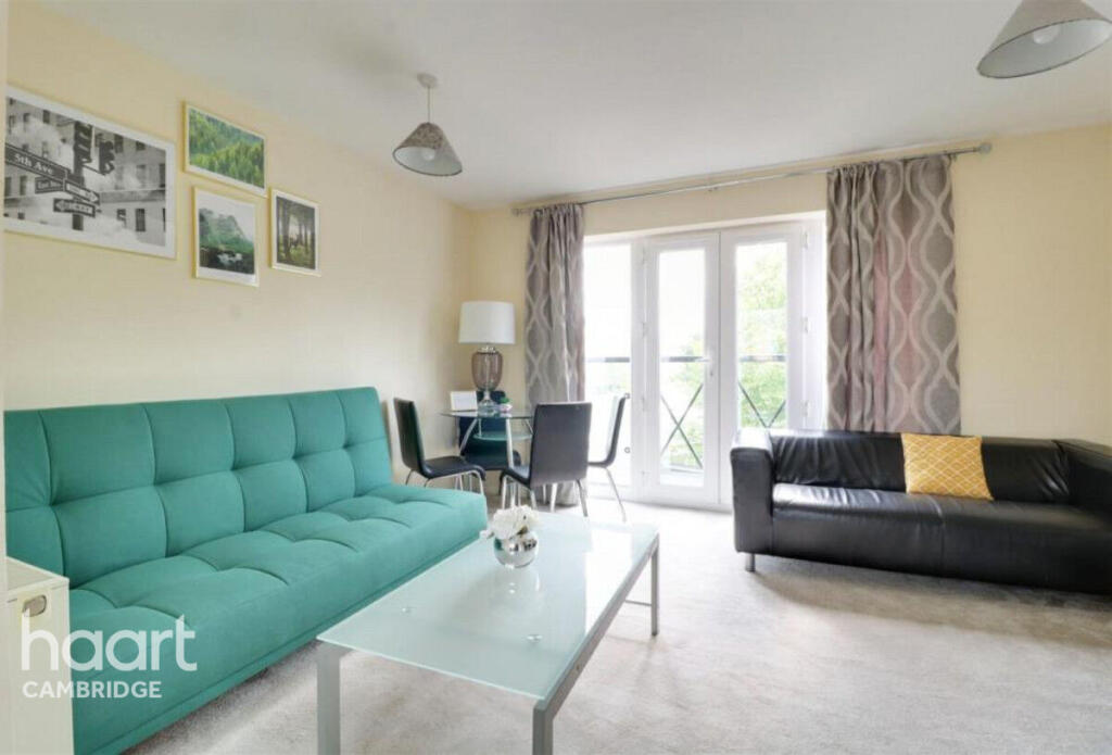 Apartment in Cambridge - View 3