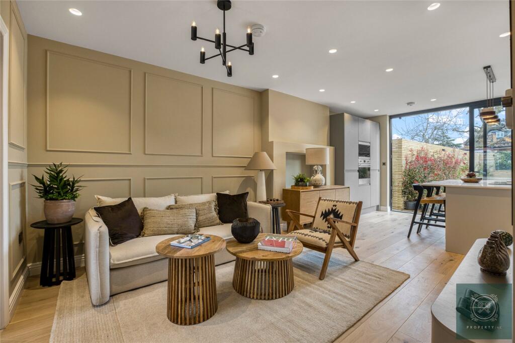 Main image of property: Fallow Court Avenue, London, N12