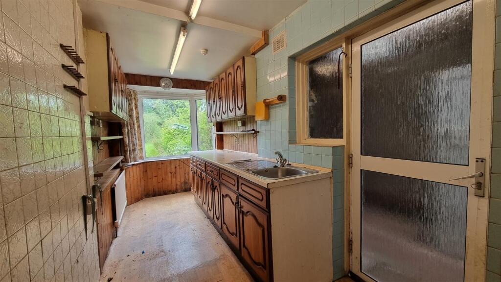 Three Oaks Road, Wythall photo 4
