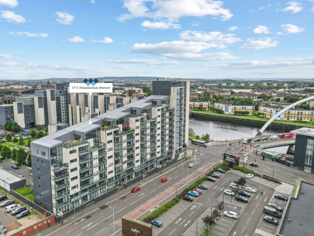 2-bed flat on Finnieston Street, Glasgow, G3, £190,000