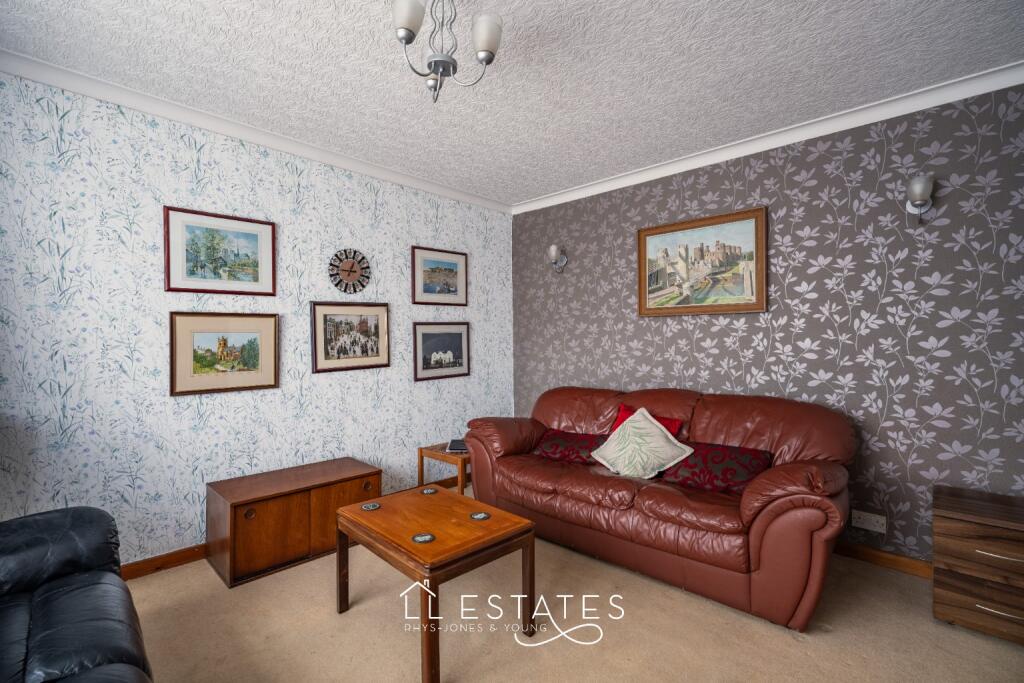 Moelwyn Avenue West, Kinmel Bay, LL18 5DR photo 2