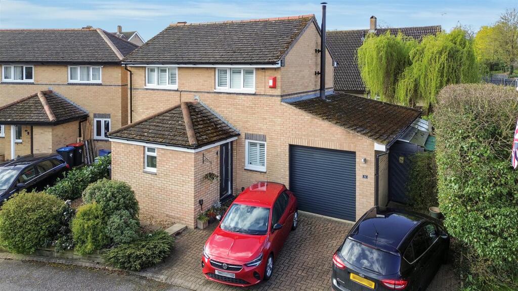 Main image of property: Greenhill Close, Loughton, Milton Keynes