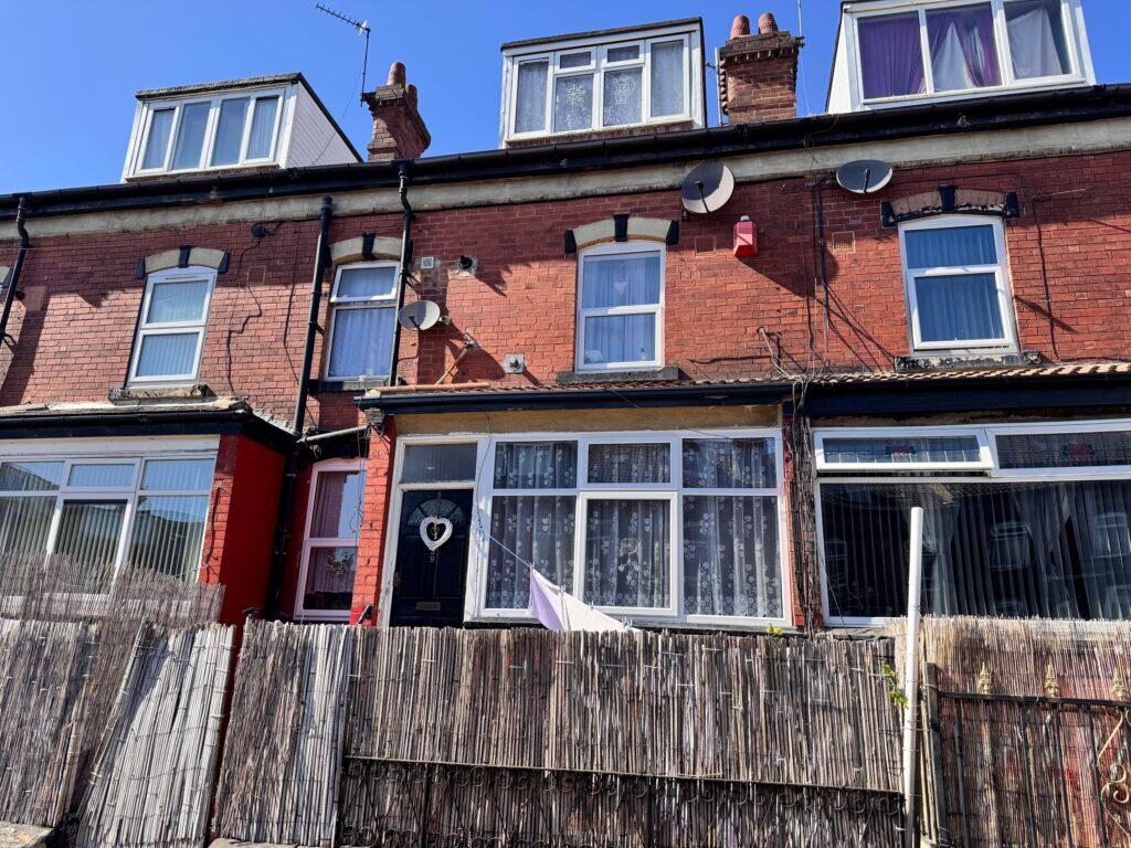 Main image of property: Strathmore View, Leeds, LS9