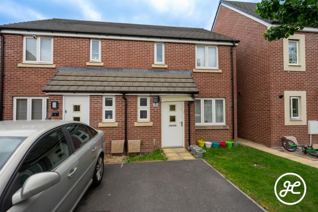 Main image of property: Pearl Close, Bridgwater
