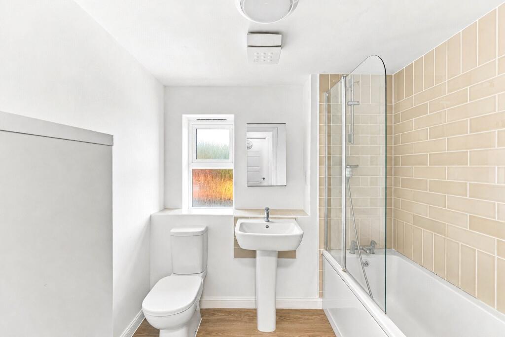 Apartment in Kempston, Bedford - View 5