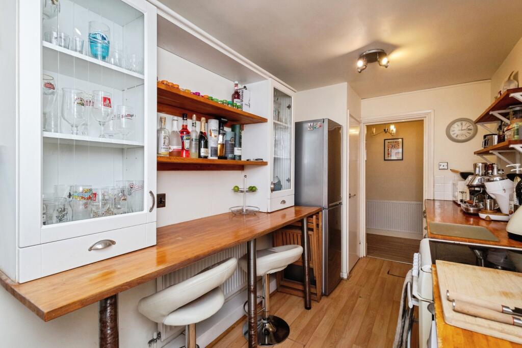 Apartment in Manchester - View 5