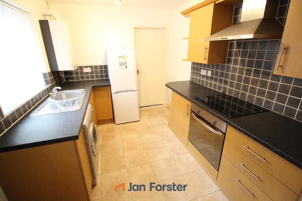 Apartment in North Tyneside, Wideopen - View 5