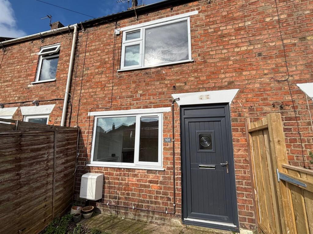 Main image of property: Eastfield Road, Louth