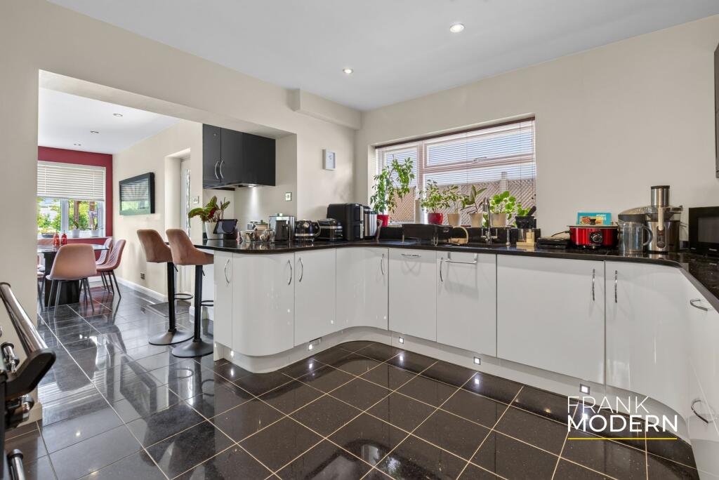 House in Peterborough, City of Peterborough - View 4
