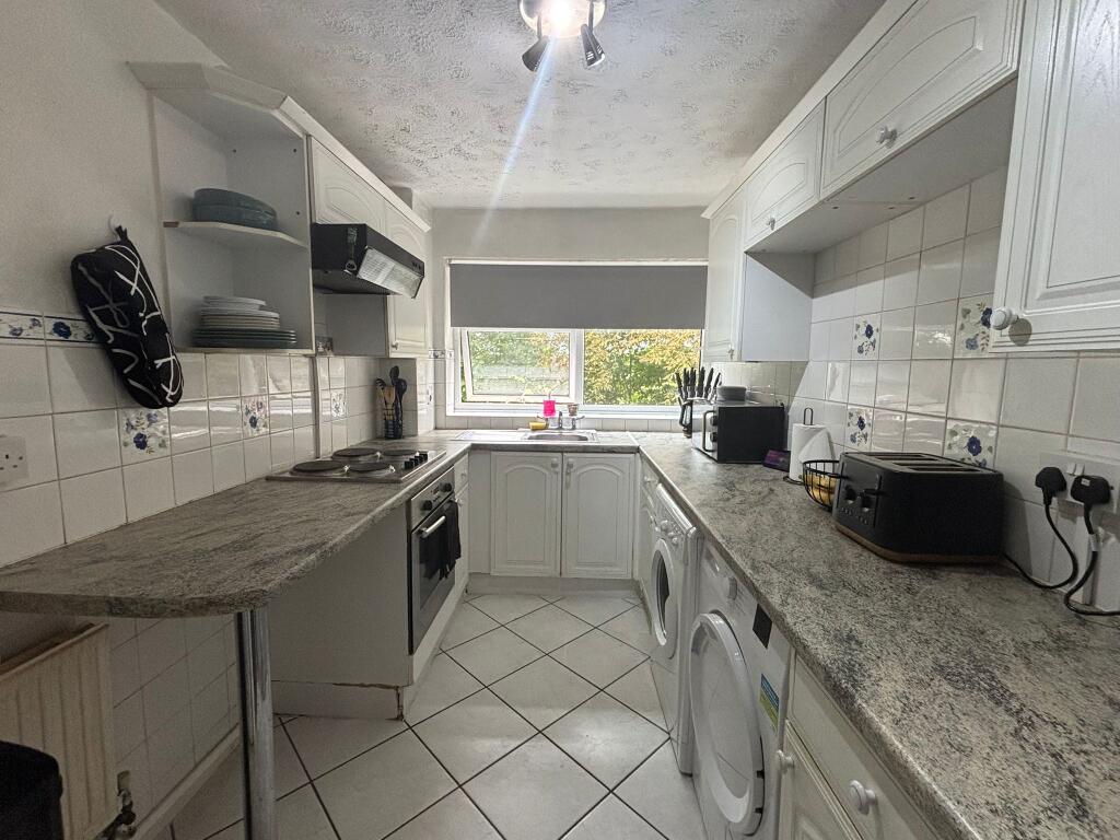 Apartment in Basingstoke and Deane, Basingstoke - View 3