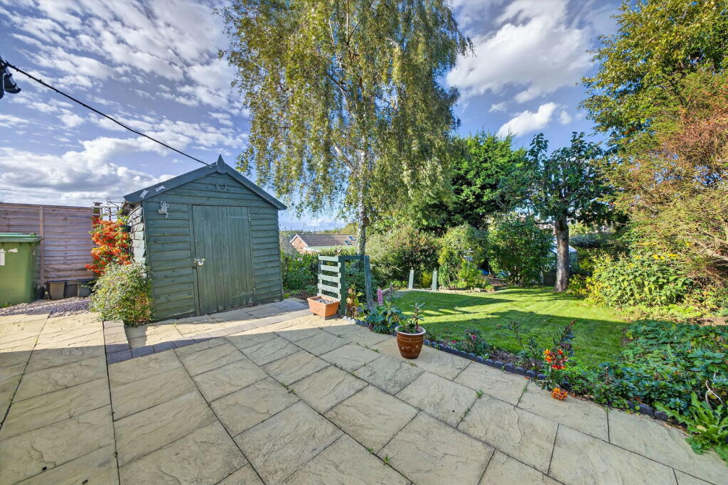 Dunslade Grove, Market Harborough photo 2