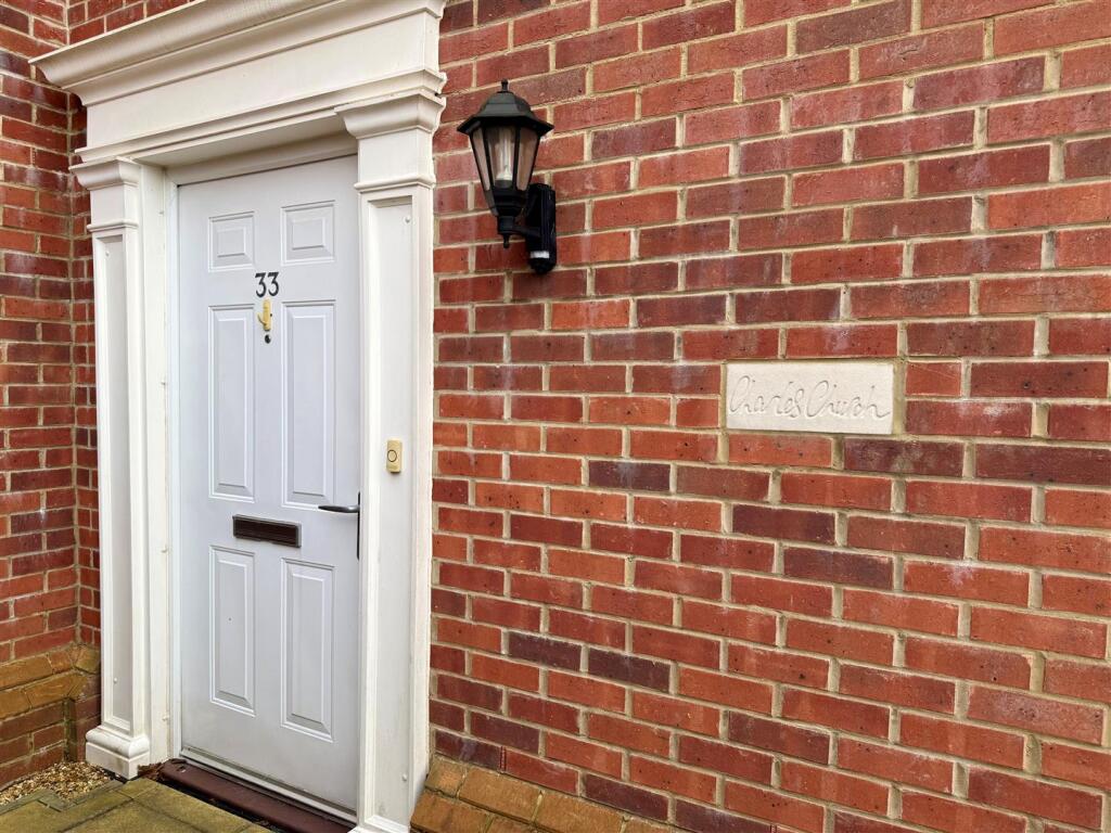 Meadow Drive, Henfield photo 4