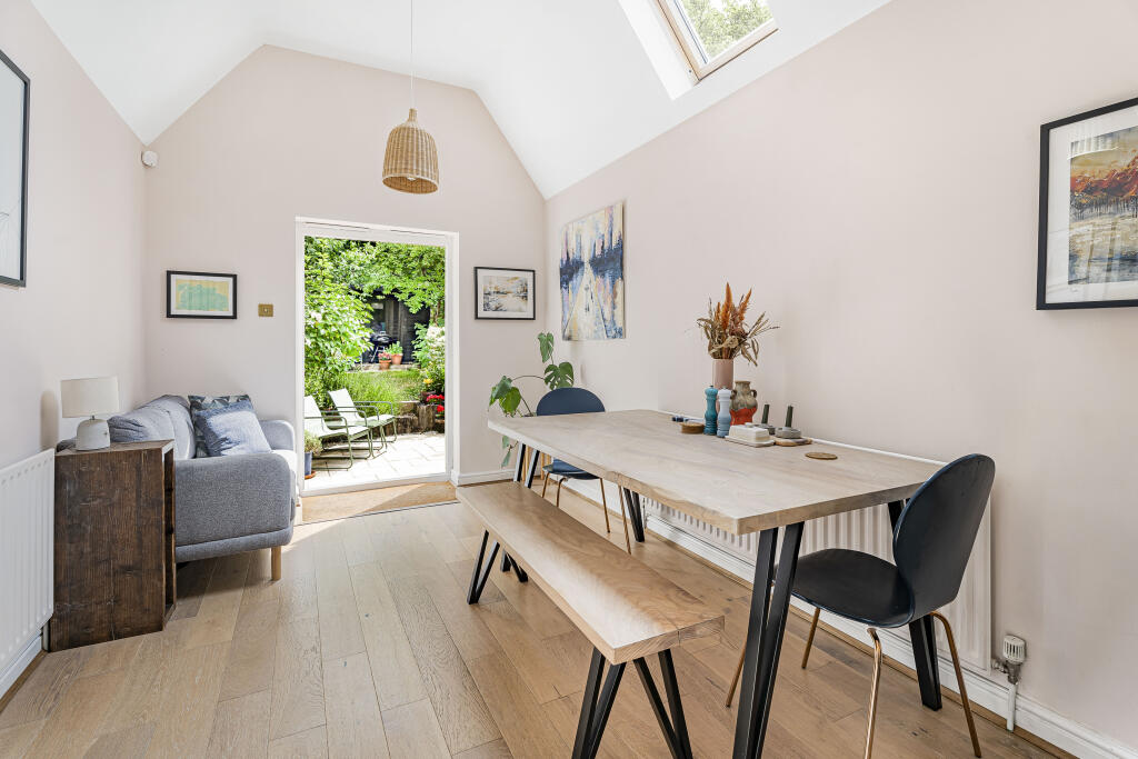 House in Stevenage - View 4
