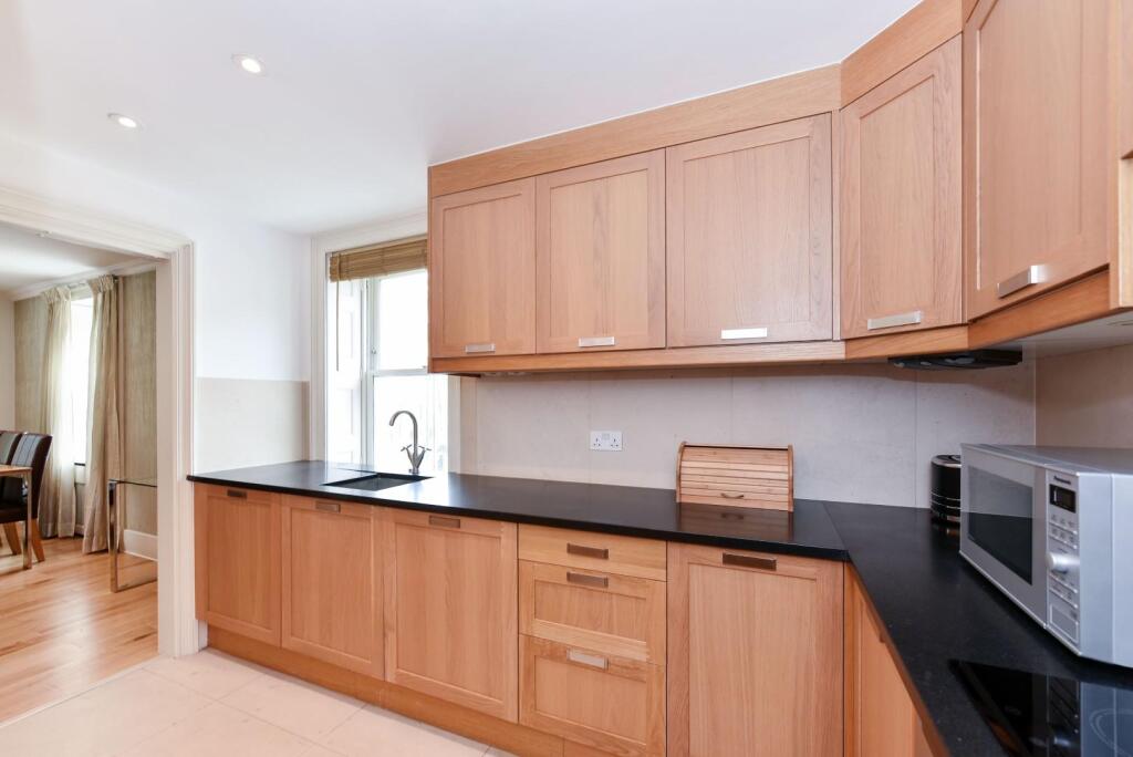 Haselbury House, George Street, Marylebone W1H - Mehr