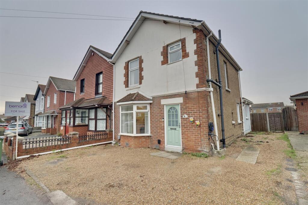 Main image of property: Gosport Road, Fareham, Hampshire, PO16 0QJ