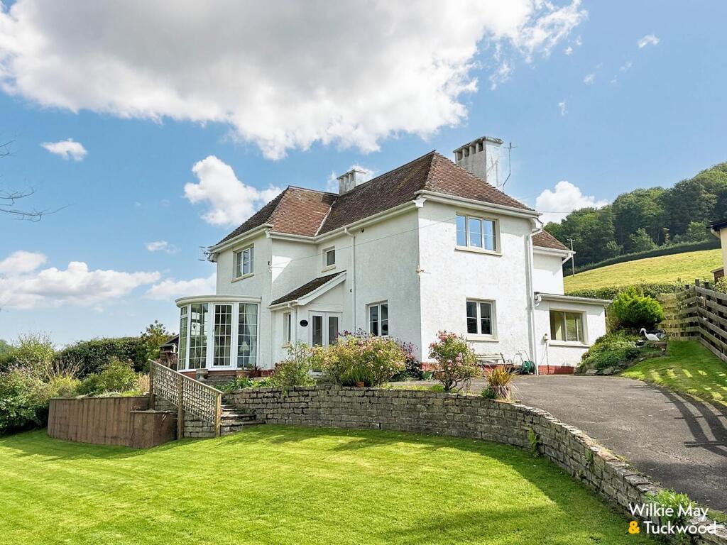 Main image of property: Tivington, Minehead