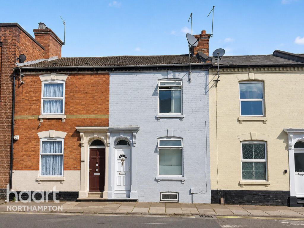 2-bed terraced on Bailiff Street, Northampton, £190,000