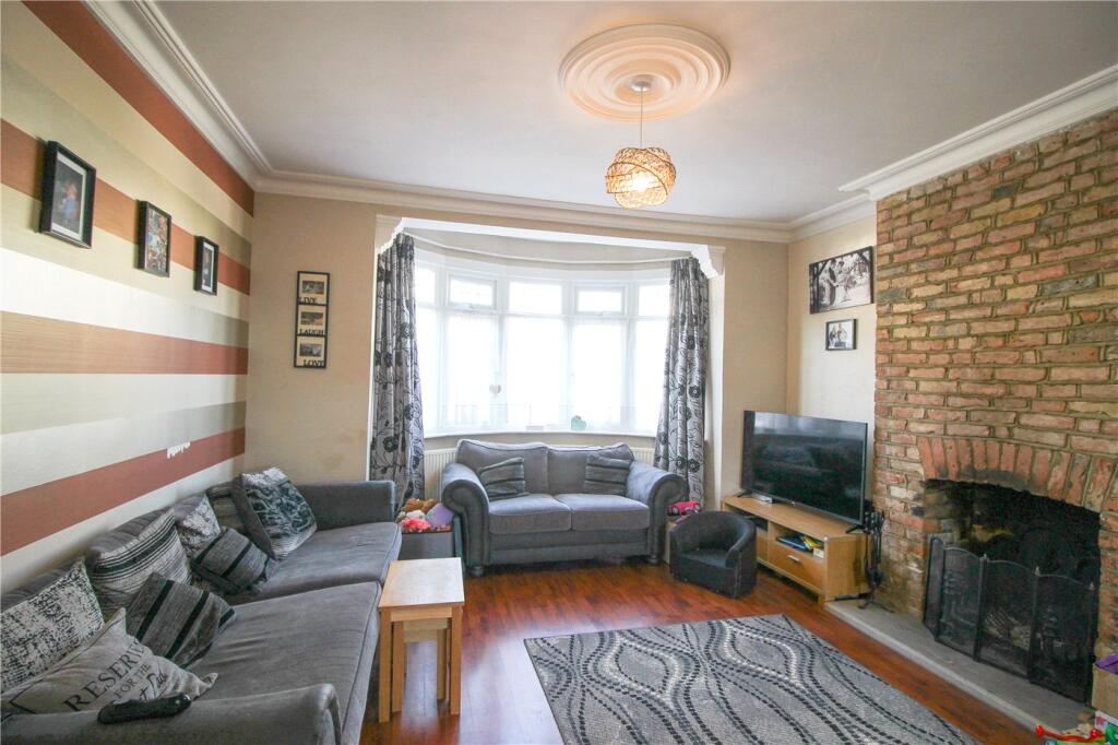 Electric Avenue, Westcliff-on-Sea, Essex, SS0 photo 3
