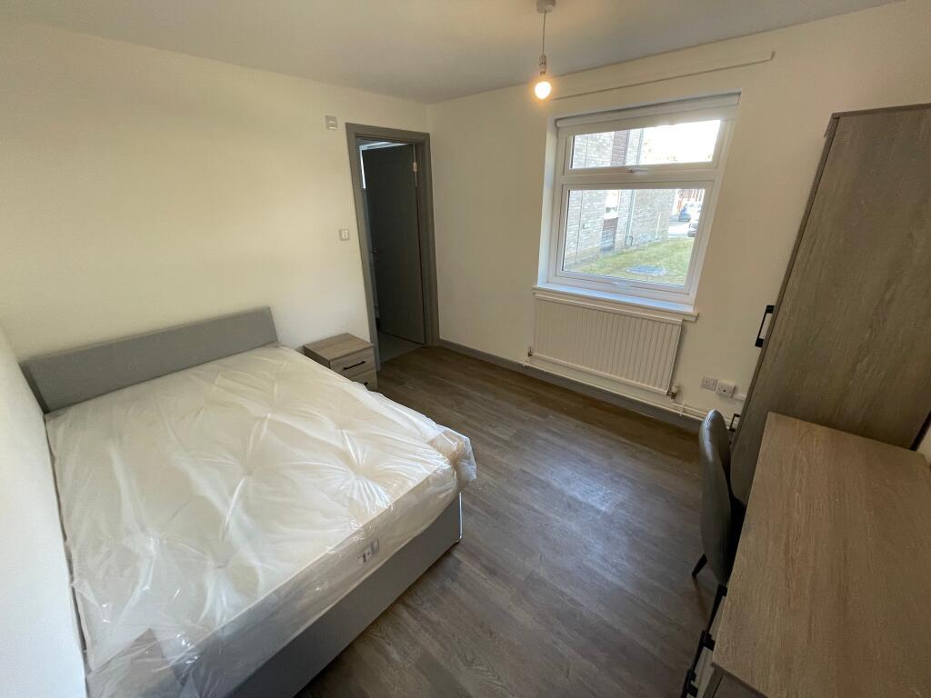Main image of property: Pearson Square Doctor's Block