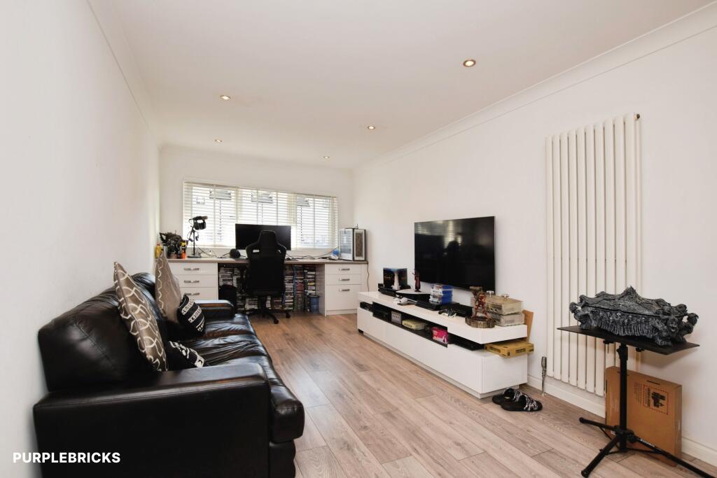 House in Aberdeen - View 5