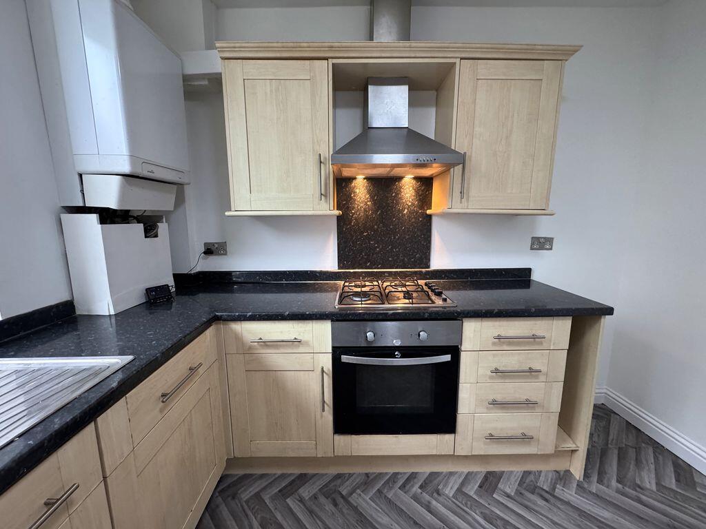 Apartment in Newport - View 5