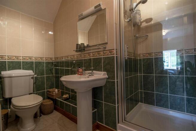 Ensuite.jpg