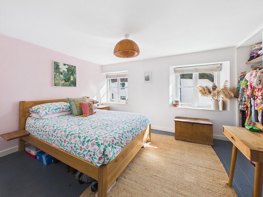 House in Exeter - View 5