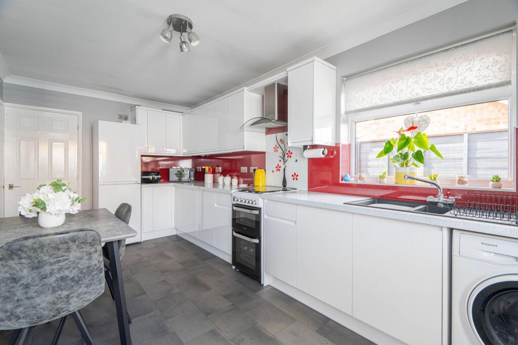 House in Great Yarmouth, Norfolk - More