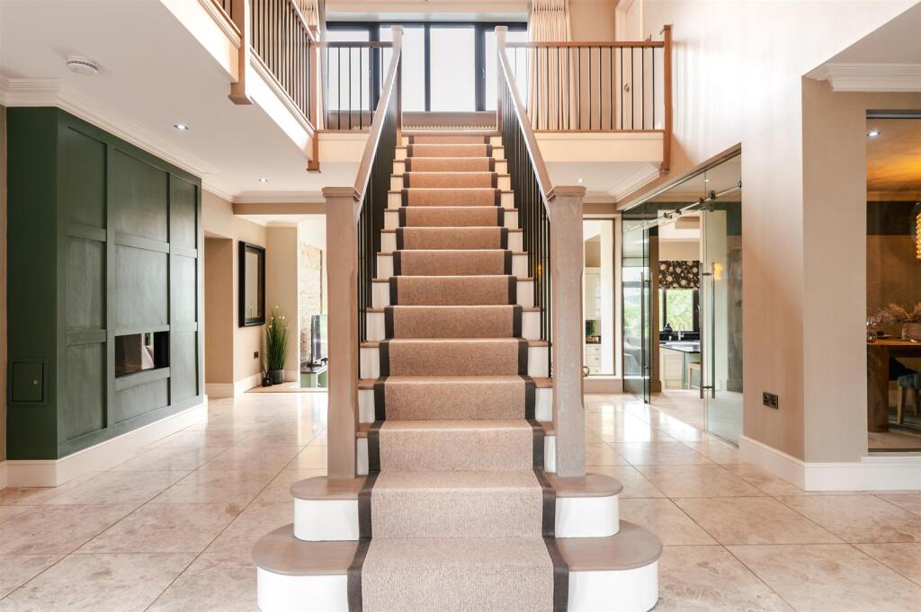House in North East Derbyshire, Cartledge, Holmesfield - View 5