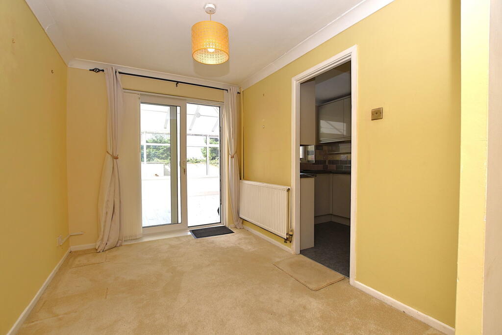 Statham Road, Bidston, CH43 photo 4
