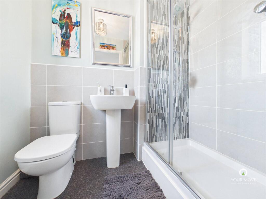 House in Newcastle upon Tyne, Westerhope - More