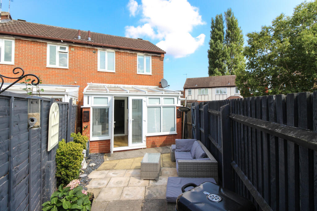 Main image of property: Bonniksen Close, Leamington Spa, CV31