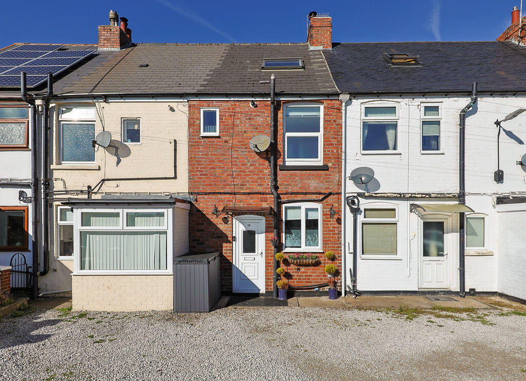 House in Chesterfield, Derbyshire - View 2