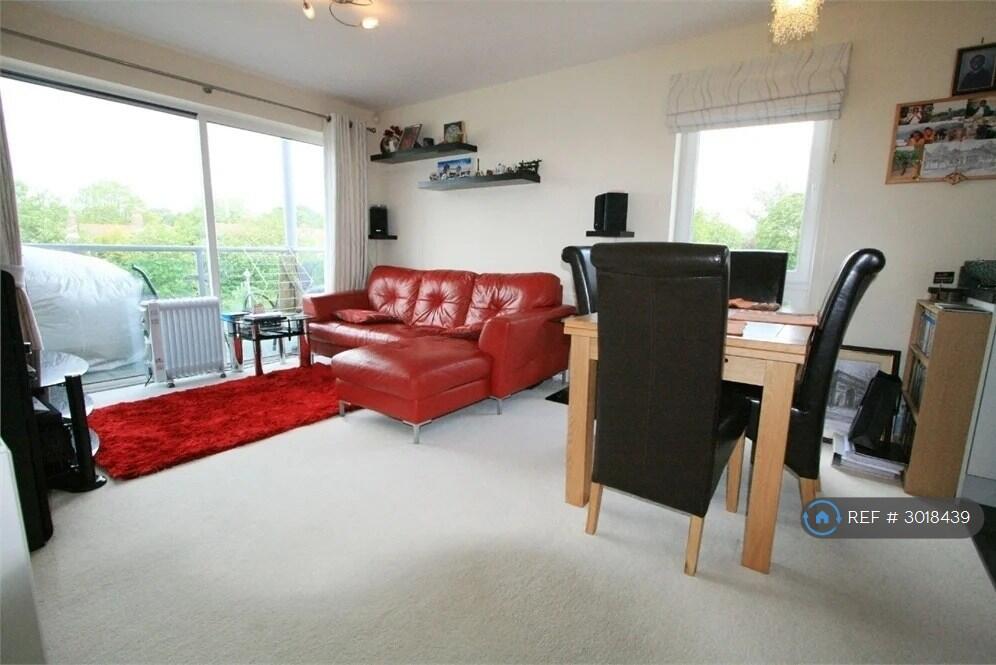 Apartment in London - View 5