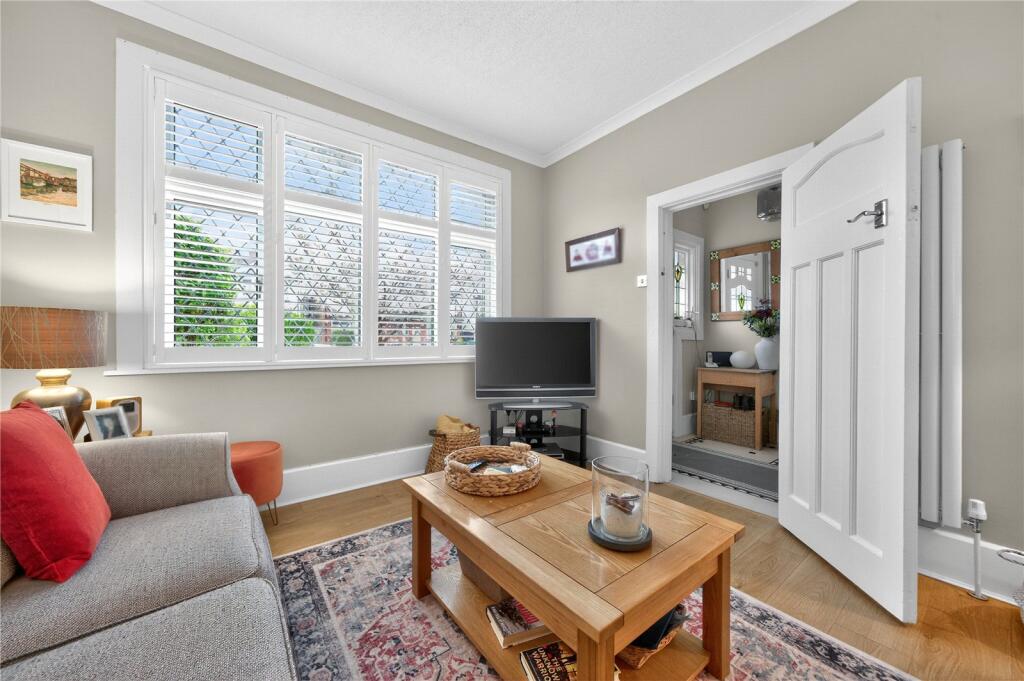 House in Enfield - View 3